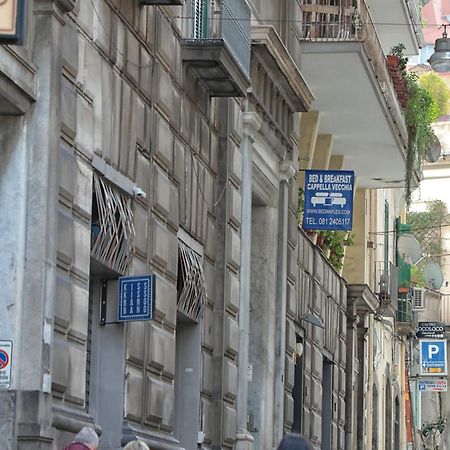 B&B Cappella Vecchia 11 Napoli Bagian luar foto