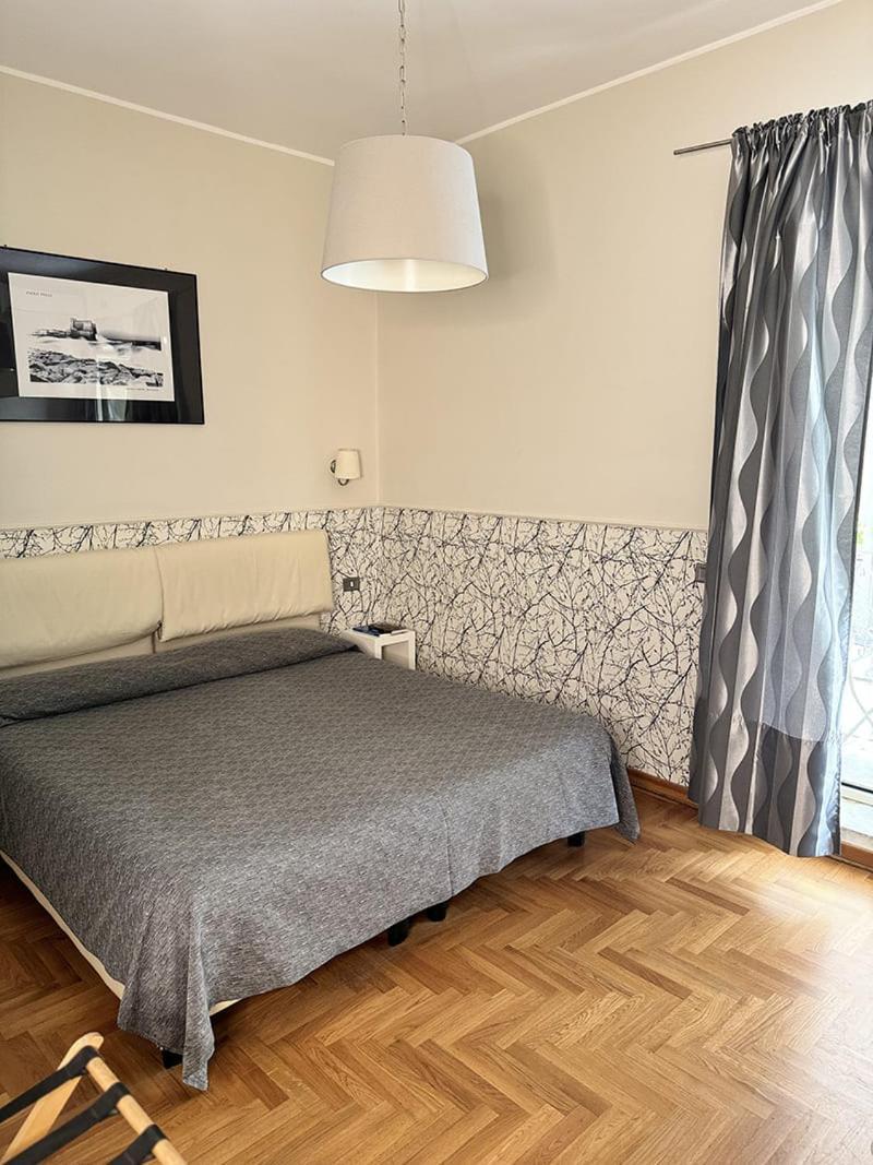 B&B Cappella Vecchia 11 Napoli Bagian luar foto