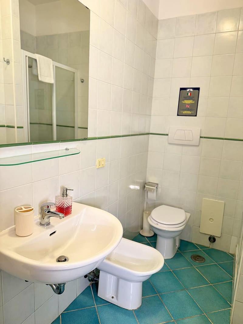 B&B Cappella Vecchia 11 Napoli Bagian luar foto