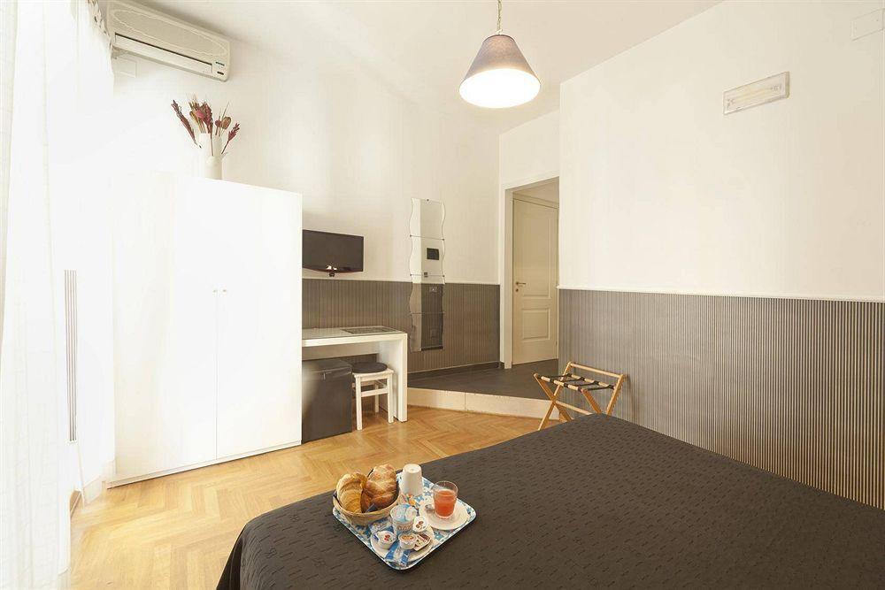 B&B Cappella Vecchia 11 Napoli Bagian luar foto