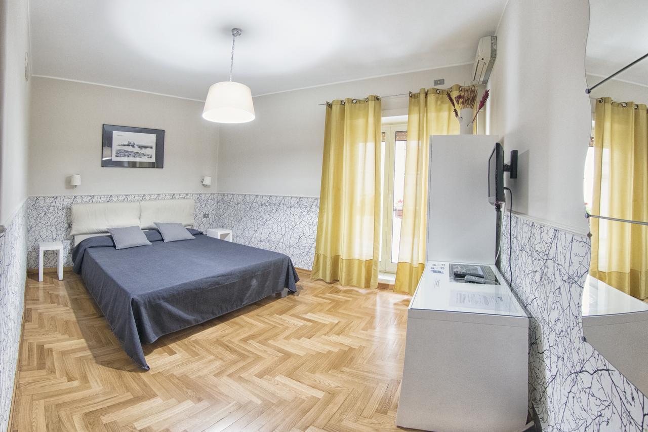 B&B Cappella Vecchia 11 Napoli Bagian luar foto
