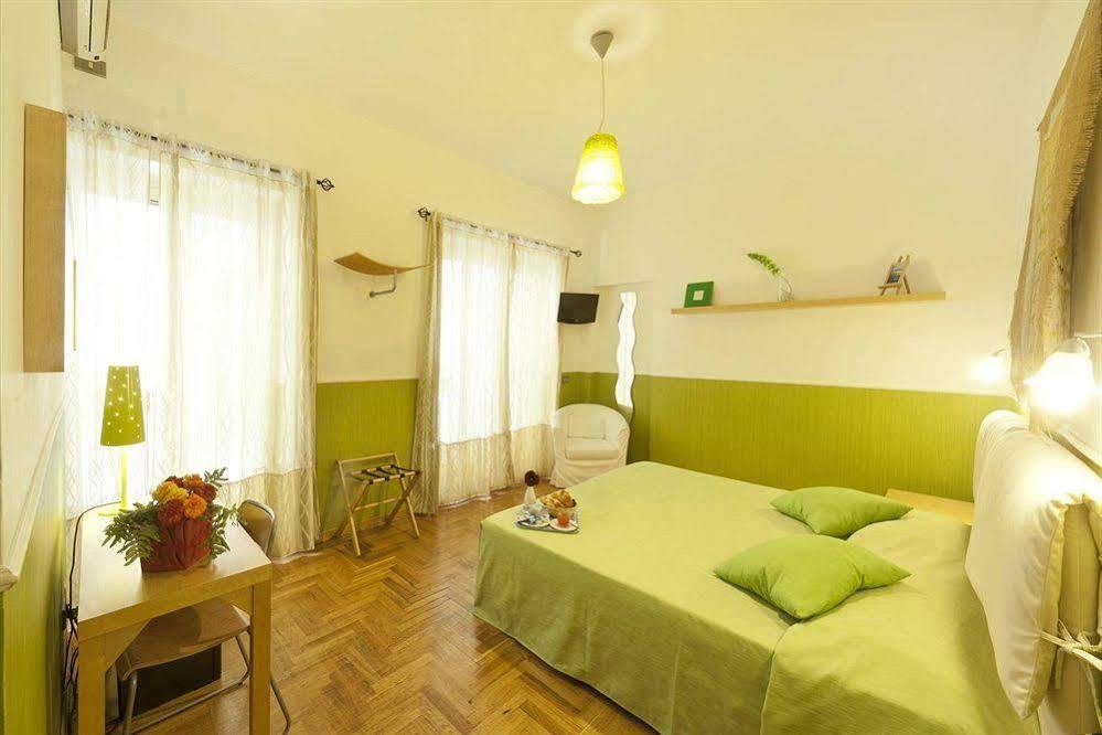 B&B Cappella Vecchia 11 Napoli Bagian luar foto